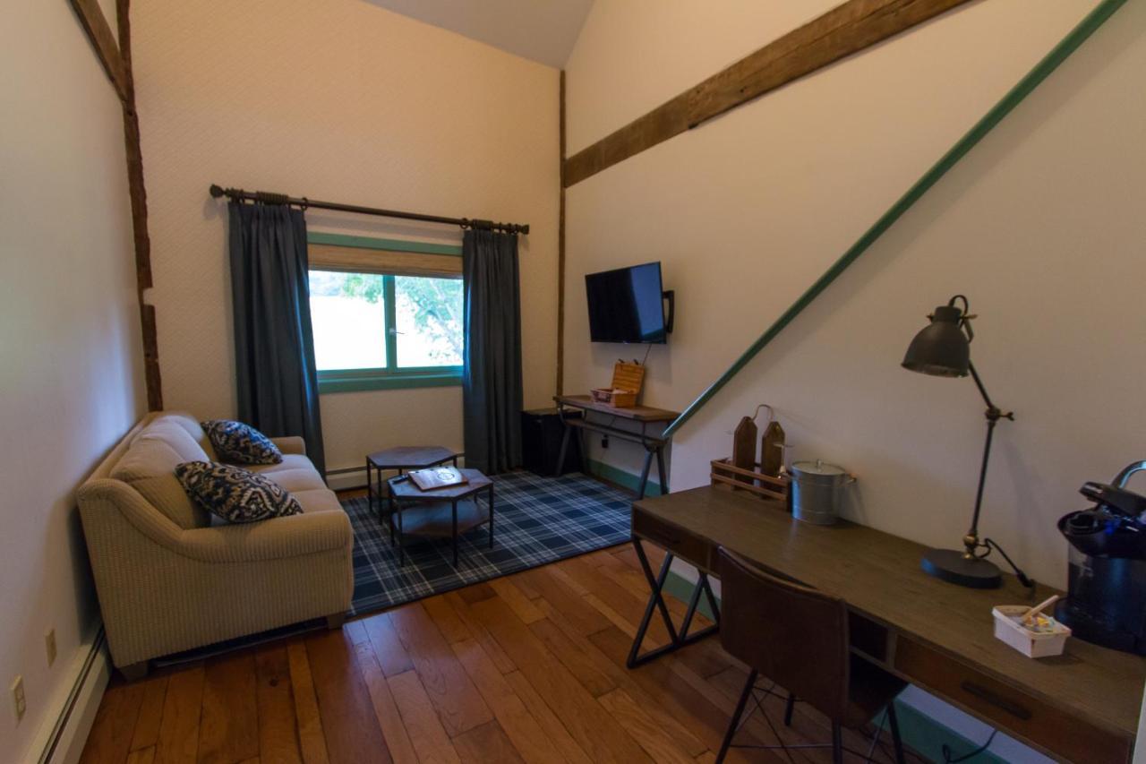 Inn at Tyler Hill Eksteriør billede